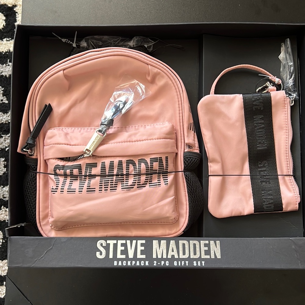 Steve Madden Blush Backpack and Wristlet Set